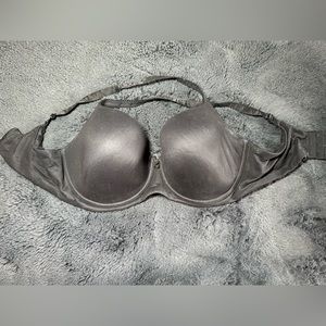 Two 38DDD Victoria’s Secret bras. Black and grey